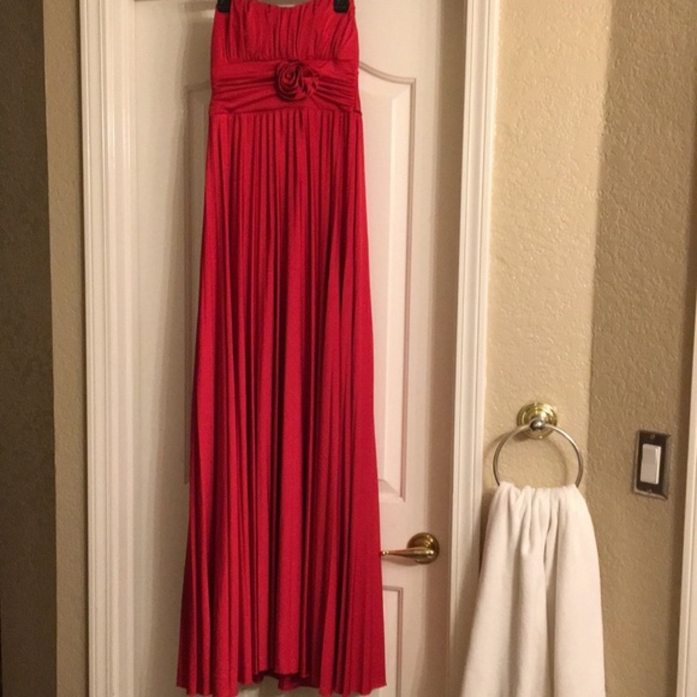 Speechless formal dress, size S
